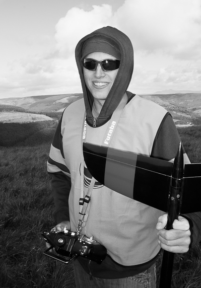 The final comp for outgoing champ Graham Reed - he is giving his thumbs a rest. Good luck Graham!
